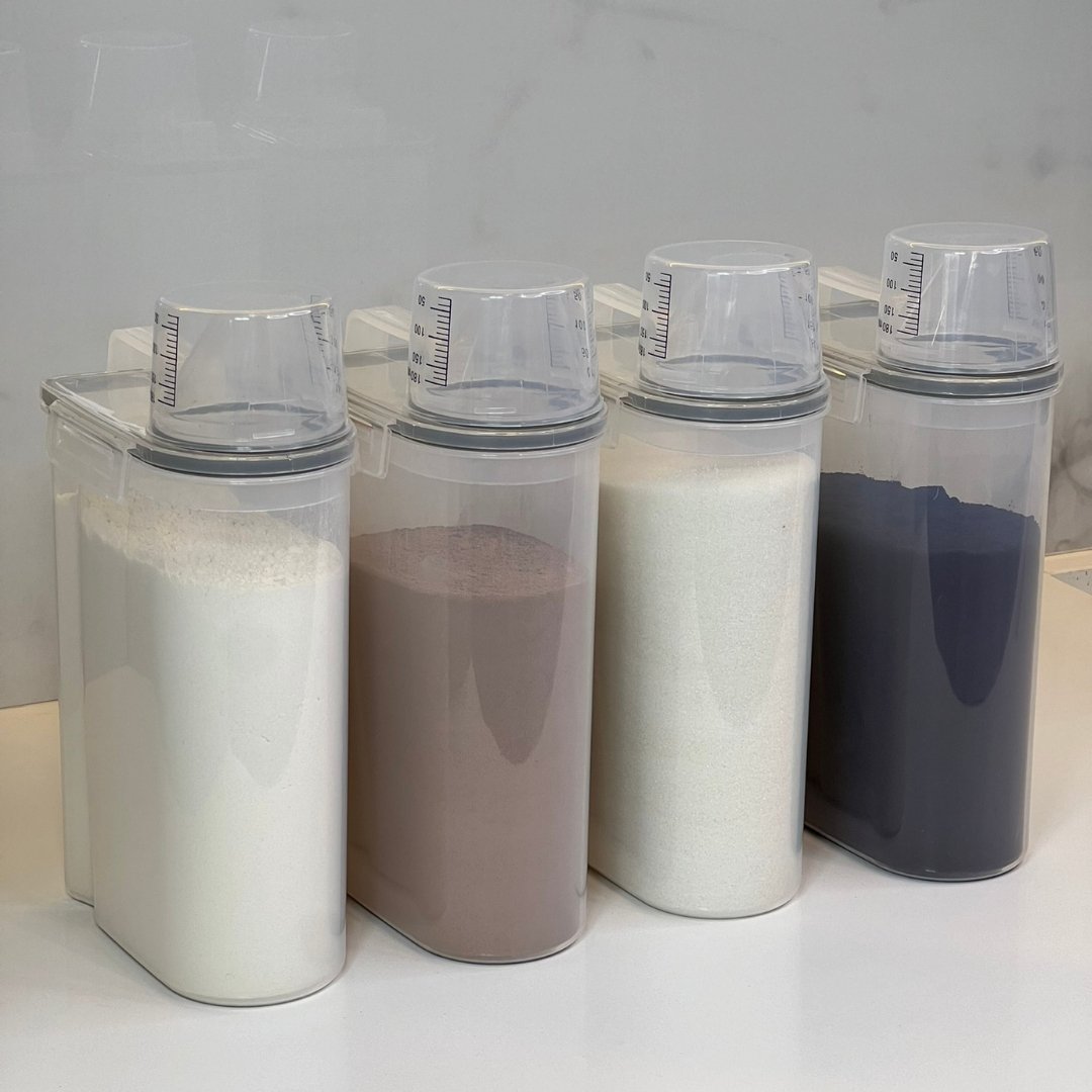 Kit 4 Potes Herméticos Porta Mantimento com Copo Medidor 2,5 Litros